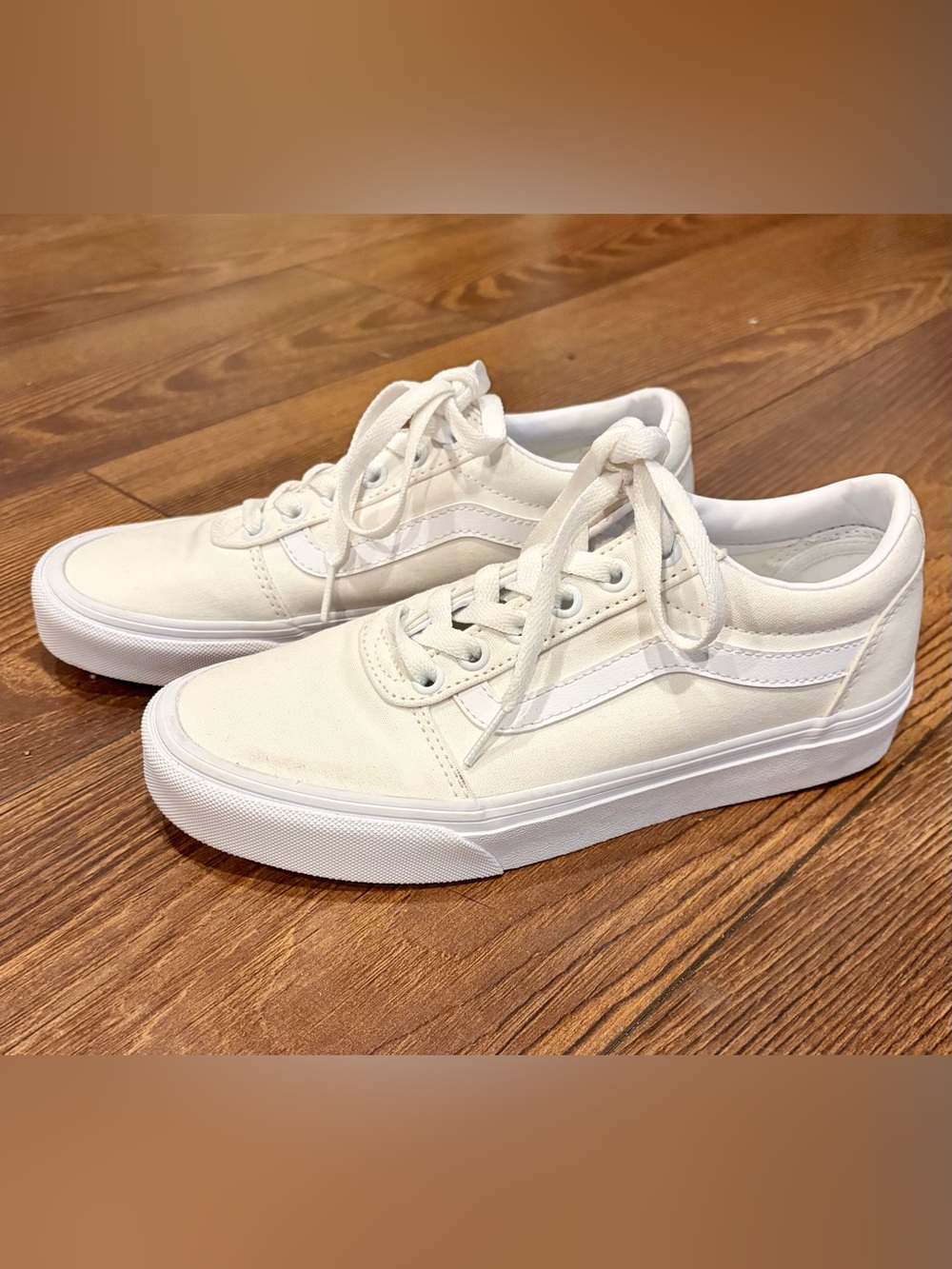 Old Skool Vans Ward Marshmallow White Canvas & Leather Sneaker, Women Size 6.5